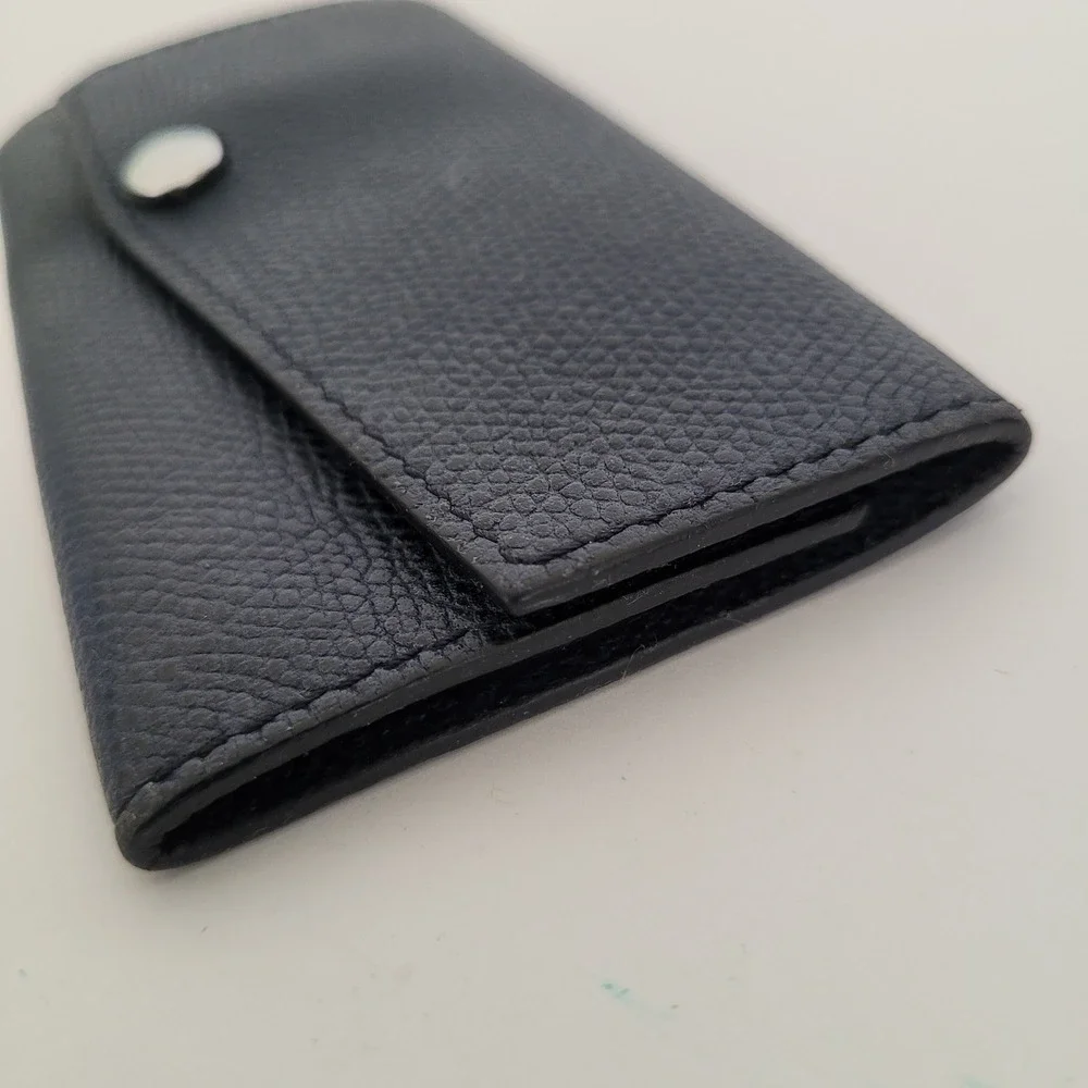 Valextra Navy Blue Pebble Grain Leather 6-Hook Key Case Holder Made in Italy
